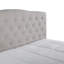 Lit tapissier avec 2 tables de chevet-146514352