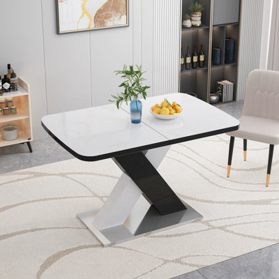 Table de salle à manger moderne