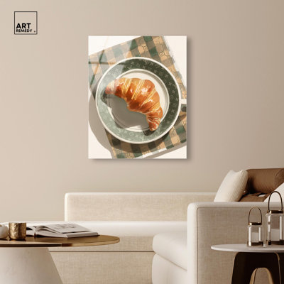 Croissant petit-déjeuner glamour, art côtier moderne par Art Remedy, prêt à accrocher, 36 x 45