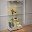 Vitrine moderne en verre avec lumières DEL-663844874