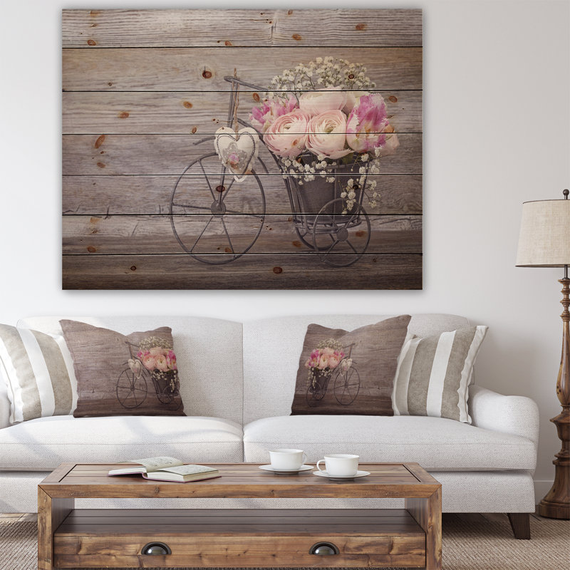 «Ranunculus Flowers in Bicycle Vase», photographie, H 36 po x l 46 po x P 1,5 po, Bois