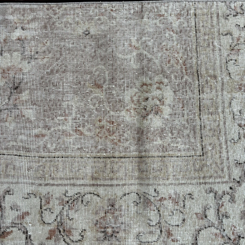 Small Turkish Rug in Antique Oushak Design for Entryway Featuring Geometric Patterns in Earthy Brown Tones – Exquisite Addition to Any Home Décor