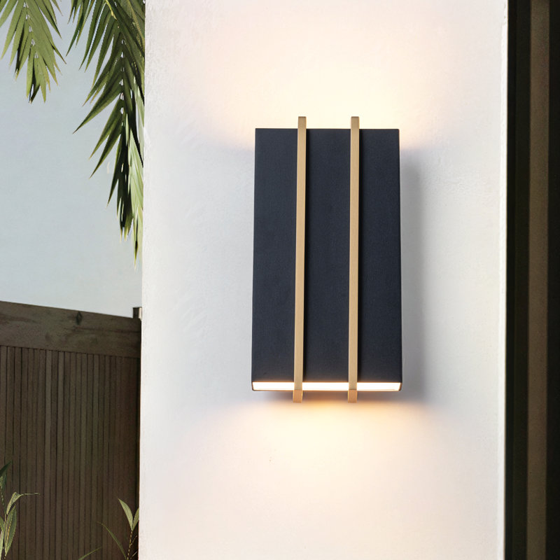 Matte Black LED Outdoor Wall Light
