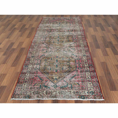 Semiya Wool Oriental Indoor Rug