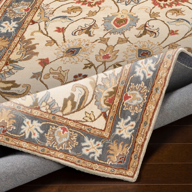 Caesar Traditional Wool Hand Made Area Rug, Rectangle 183 x 274 cm