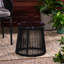 Table d'appoint élégante avec tissage de corde complexe et surface extérieure en verre trempé, 15,5 po x 15,5 po x 16,5 po, structure en fer noir