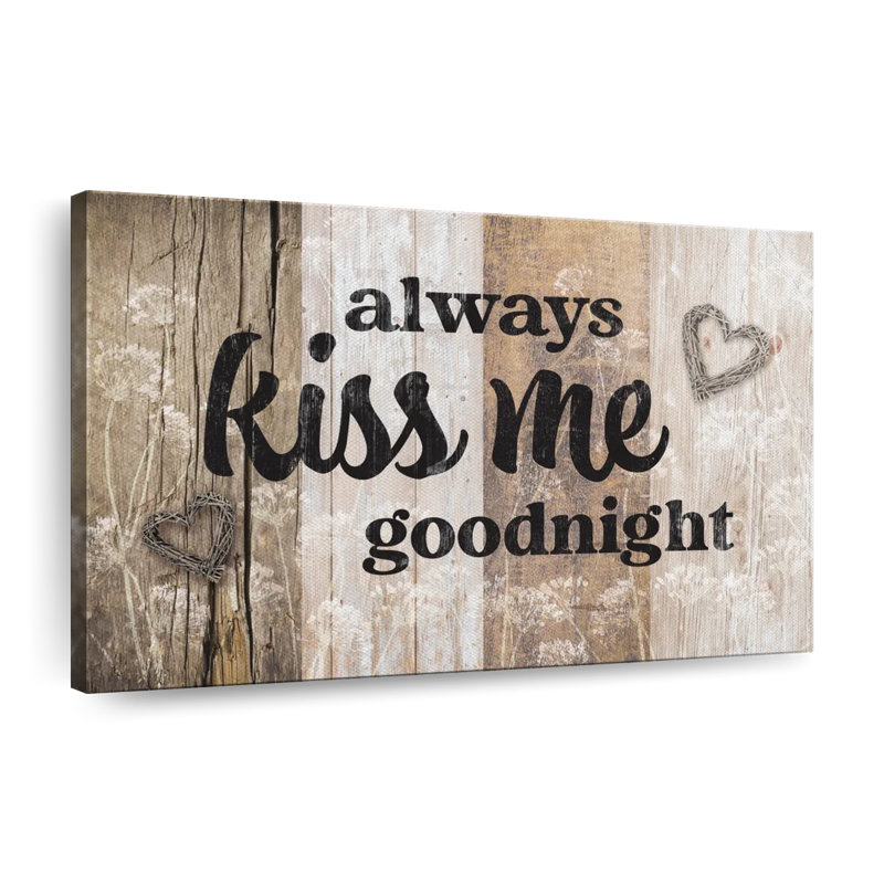 «Kiss Me Goodnight», impression sur toile, H 24 po x l 16 po x P 1,25 po