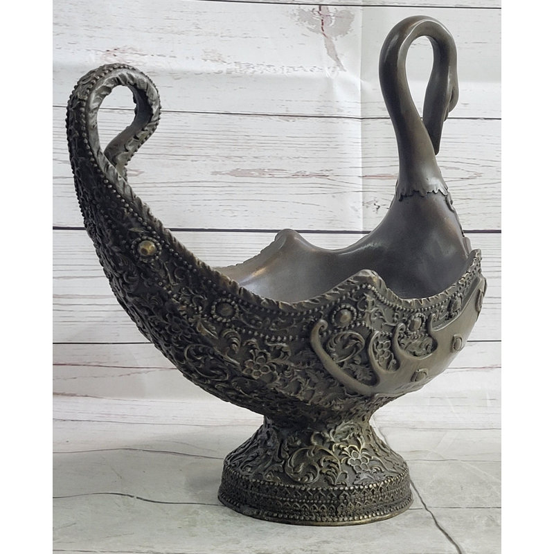 Sculpture Swan