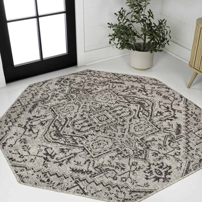 Truman Bohemian Medallion Textured Weave Black/Gray Indoor/Outdoor Rug, Octagon 5'3"