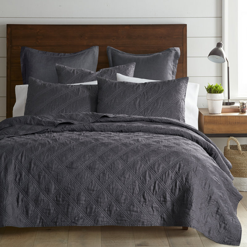 Washed Linen Charcoal Twin Quilt
