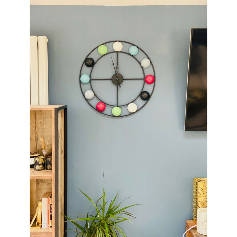 Gurman Metal Wall Clock