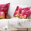 Coussin Mysterious Red Cherry Blossoms - imprimé paysage