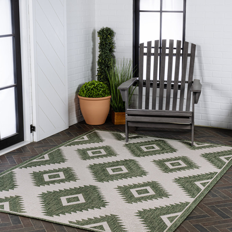Kyona Geometric Moroccan Diamond Green/Cream Indoor/Outdoor Rug, Rectangle 5'3" x 7'7"
