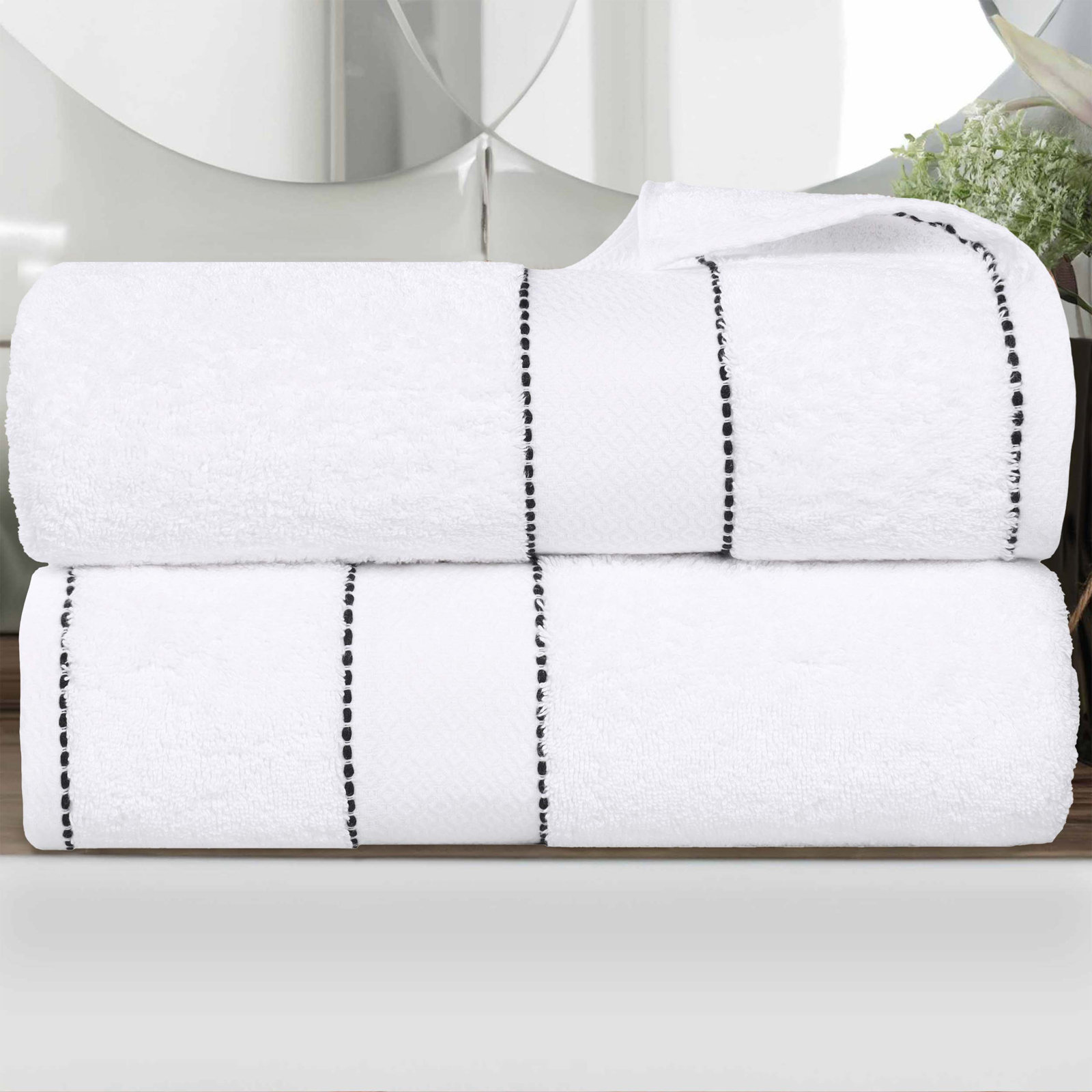 Abrianna Egyptian Giza Cotton Bath Sheet, White/Black