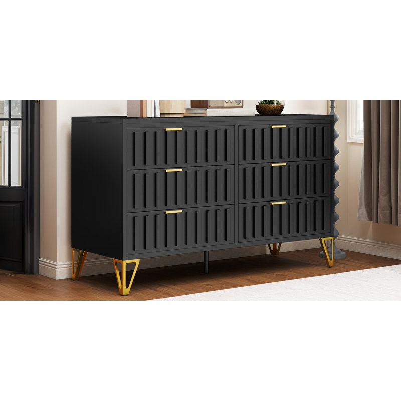 Coffre de rangement en acier cannelé et grille