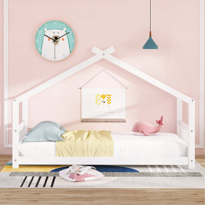 Lit simple en bois, blanc