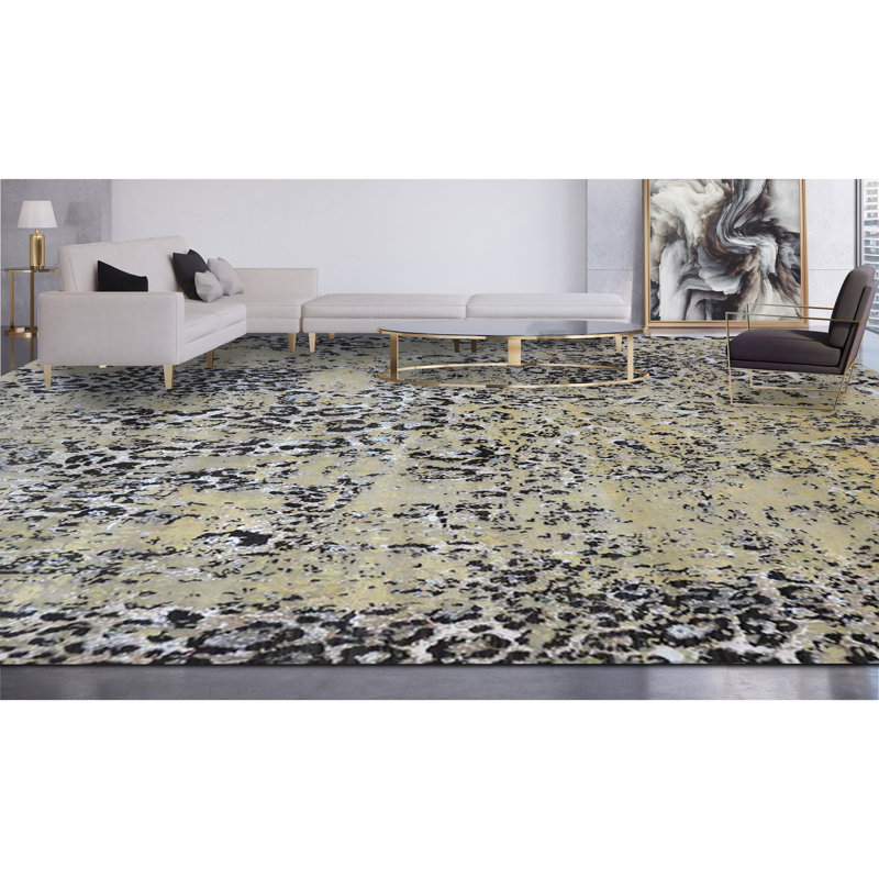 Area Rug in Beige/Charcoal, Rectangle 8' x 10'
