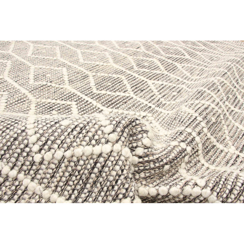 Tapis unique taupe 4 pi 11 po x 7 pi 11 po Heida