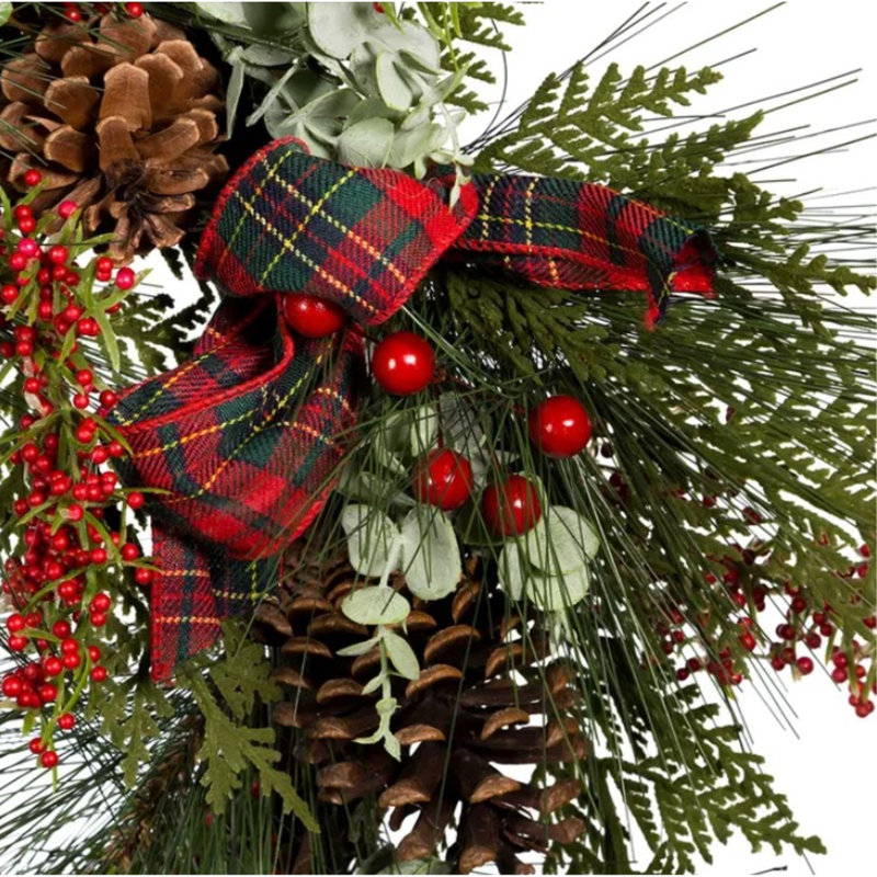 Faux Plastic 24'' Wreath