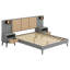 Structure de lit en bois avec 2 tables de chevet et design élégant avec lampes-362146389