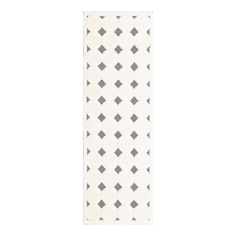 Corrigan Studio® Diamonds Raheesa Rug, Runner 2'7" x 8'
