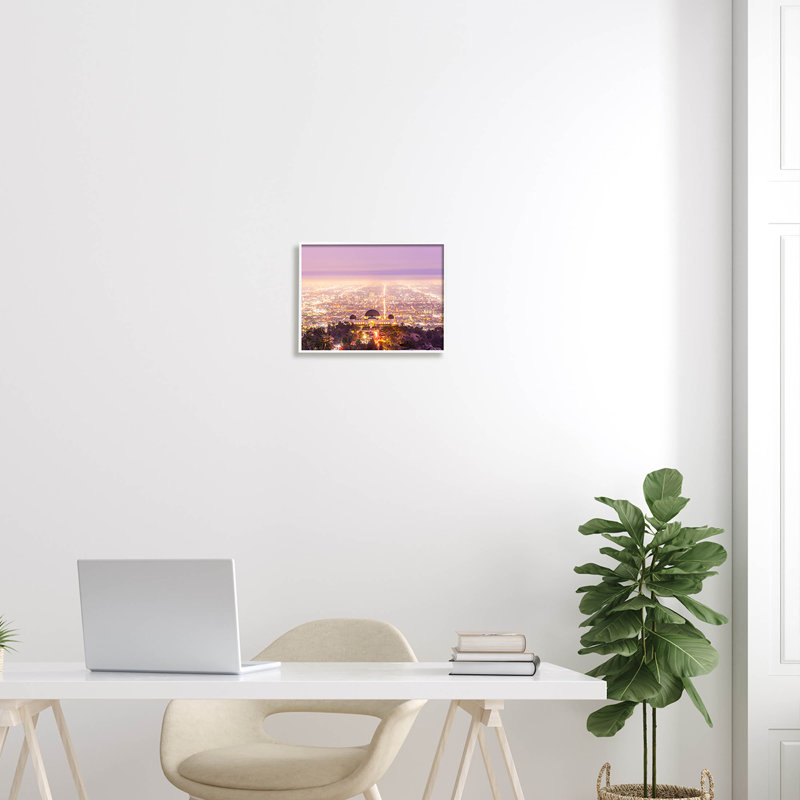 «Dome Landmark domine le paysage urbain», estampe numérique par Jeff Poe, H 11 po x l 14 po x P 1,5 po
