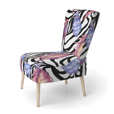 Chaise d'appoint bleue et mauve à motif de coquillages sur zèbre I - Cabin & Lodge