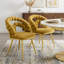 Ensemble de deux chaises d'appoint en velours jaune et or