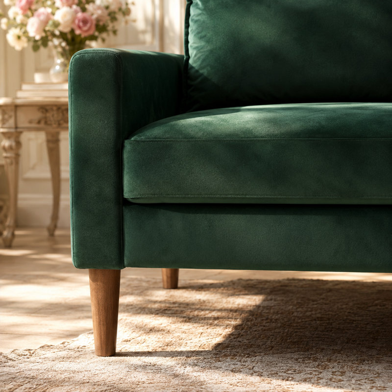 Canapé en velours 70 po Aura Modernist avec accoudoirs classiques, support à ressorts ensachés et pieds en bois chaud, Vert