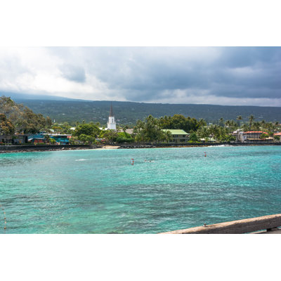 " Kailua Kona Town " by Pikappa