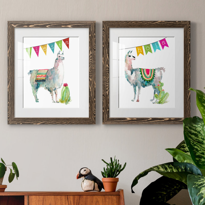 Fiesta Llama I - ensemble de 2 reproductions d'art, Blanc, Papier, cadre noyer, H 24 po x l 36 po x P 1,5 po