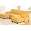 Spacieux salon en forme de U au centre de l'attention avec deux chaises longues, des poches de rangement et un rangement modulaire jaune sur deux côtés, pour les médias-1871395631-1871395635