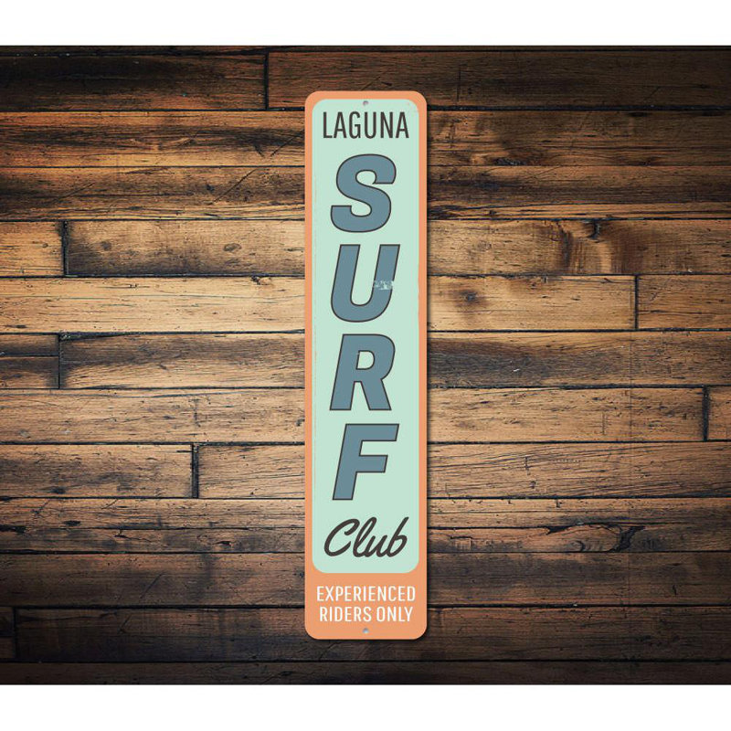 Enseigne verticale en aluminium Surf Club, H 6 po x l 24 po x P 0,063 po, Oui