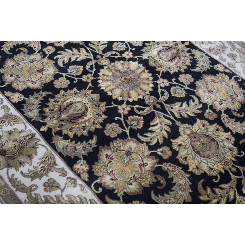 Trinity Wool Oriental Area Rug in Beige/Ivory/Black