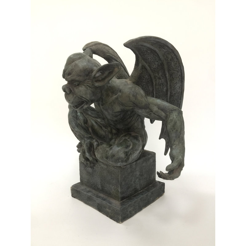 GARGOUILLE STATUE