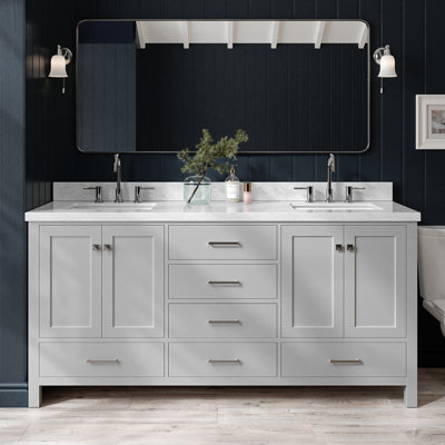 Meuble-lavabo double en bois massif 73 po avec plateau en marbre de Carrare 1,5 po Cambridge