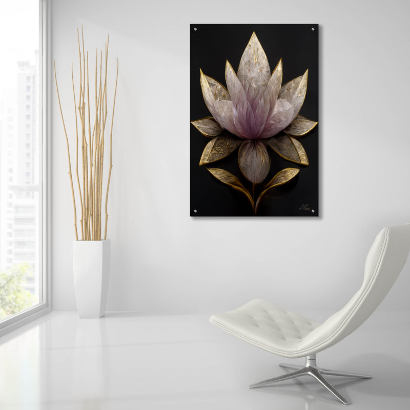 «Golden Leaf Lotus» par Tanya Mavric, H 36 po x l 24 po x P 0,2 po