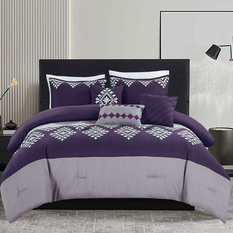 Manford Floral Comforter, California King