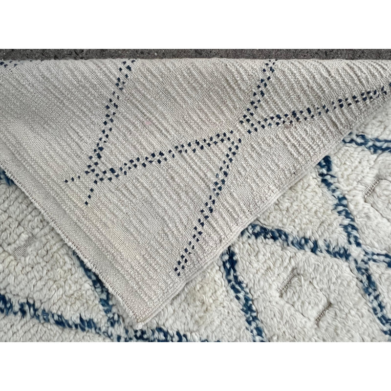 Tapis marocain moderne de conception marocaine Beni Ourain. Options personnalisées disponibles