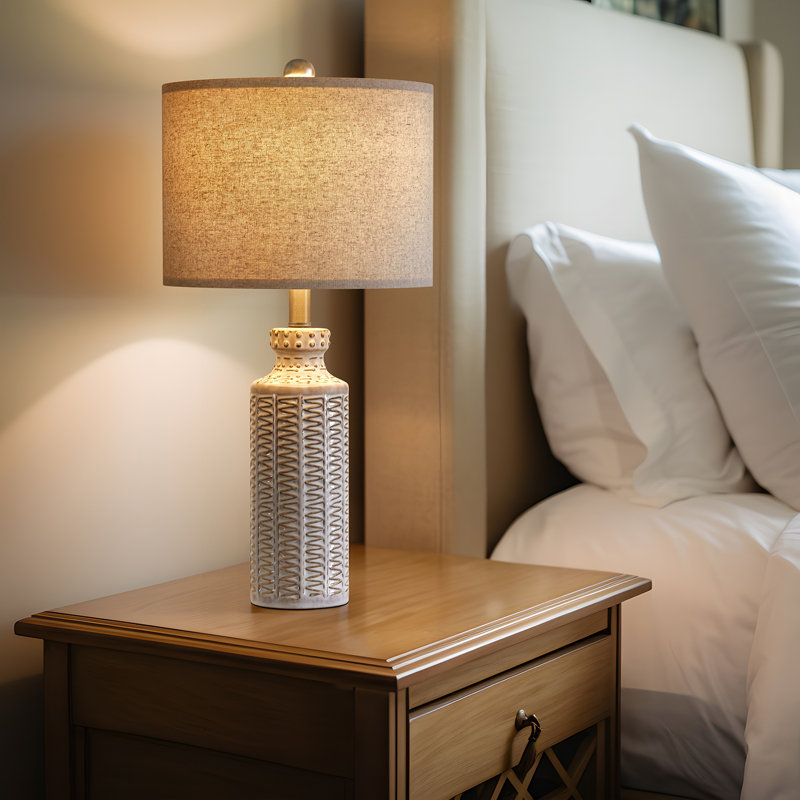 Lampe de chevet rayée en céramique 24,75 ", lampe de chevet rayée pour la décoration de chambre à coucher de salon
