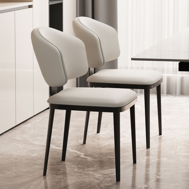 Chaise de salle à manger moderne en simili cuir Cathelijn, ensemble de 2, pieds en métal noir, Ivoire ivoire