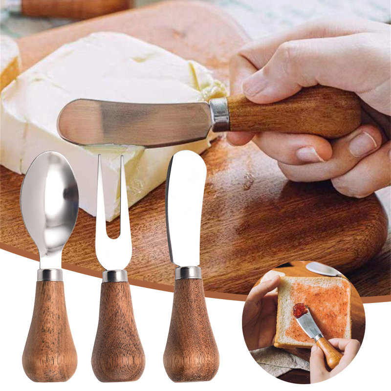 Ensemble de trois couteaux, fourchettes et cuillères
