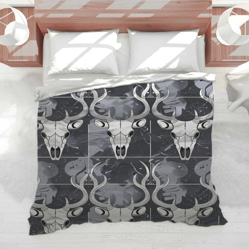 Antelope Skull Pattern Comforter, Queen