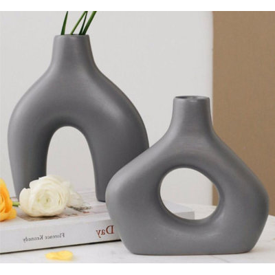 Coye Ceramic Table Vase