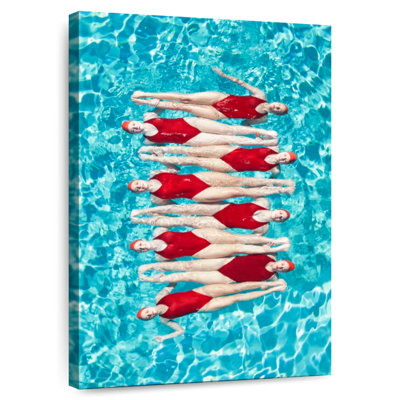 Sireci Synchronized Swimming Group