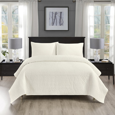 Pointehaven Ivory Velvet Oversized Channel Quilt Set, Full/Queen
