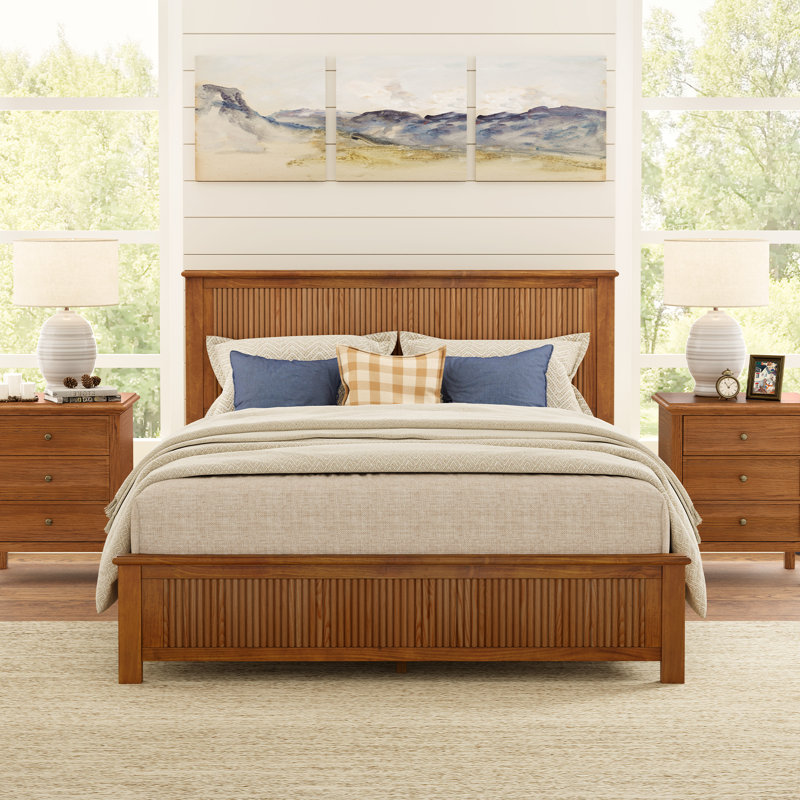Natalie Solid Wood Platform Bed With Reeded Headboard, Queen, Caramel Brown