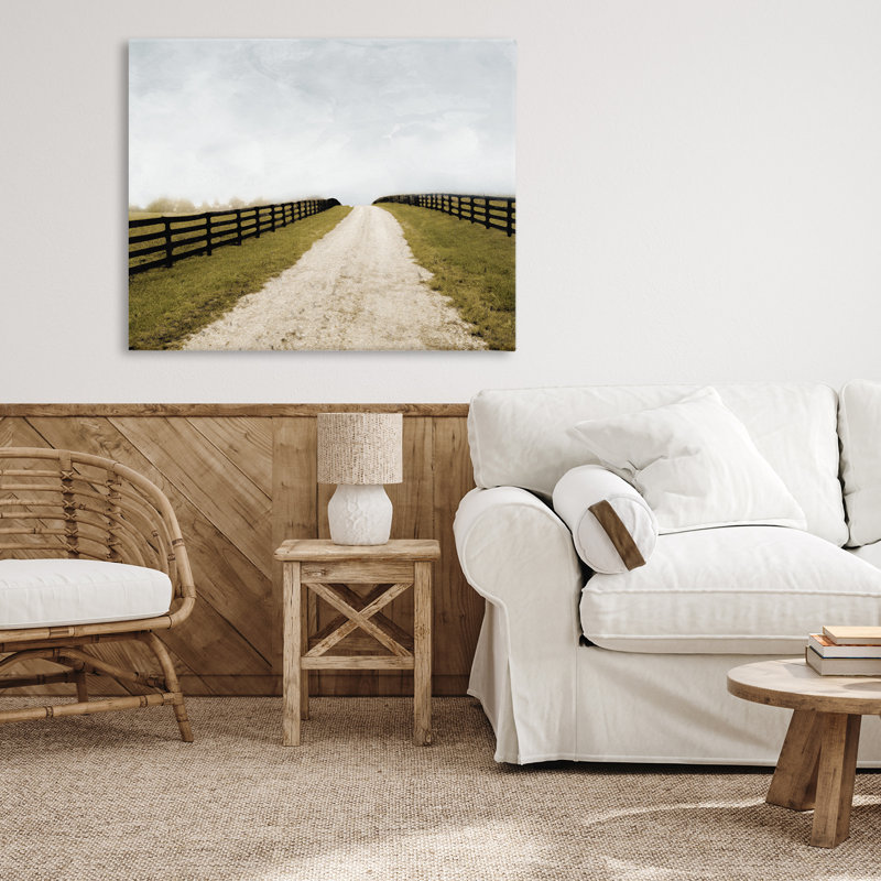 Toile de campagne clôturée, design par Ynon Mabat, H 24 po x l 30 po