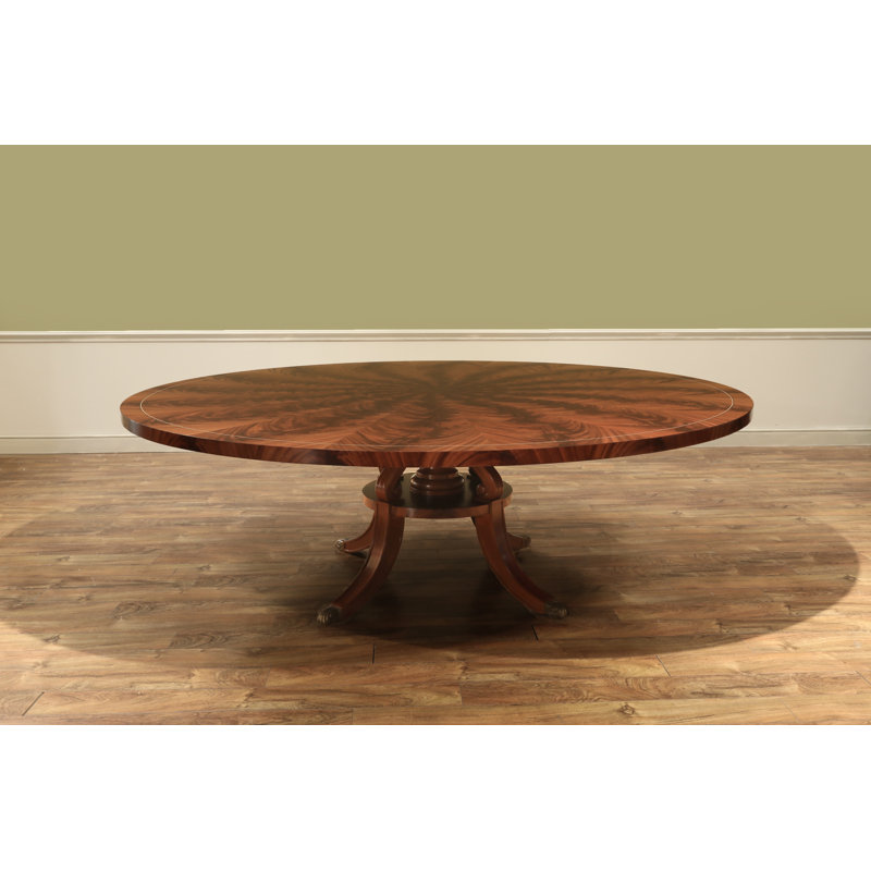 Mahogany Dining Table With Outswept Duncan Phyfe Pedestal