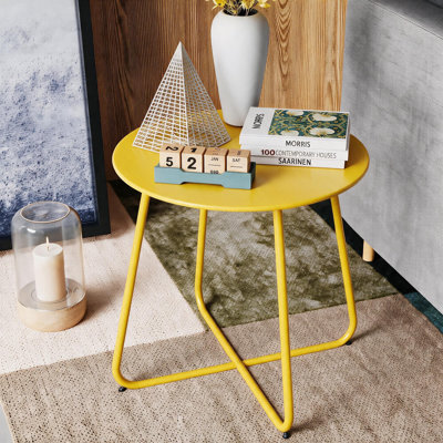 Table d'appoint en métal 17 po